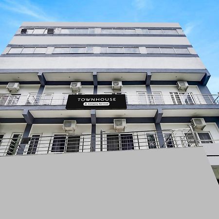 Super Townhouse Tapovan Kültér fotó